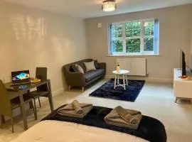Private Luxury Room Southampton