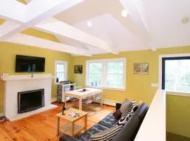 Trailview Manor