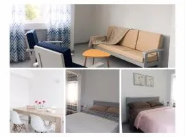 La Péninsule Town Apartment No 5