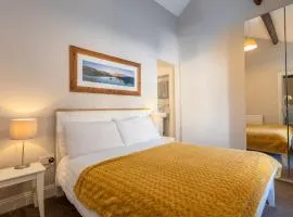 Brampton Holiday Homes - The Mews Apartment