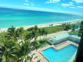 Ocean Front Units at Miami Beach，位于迈阿密海滩的度假短租房