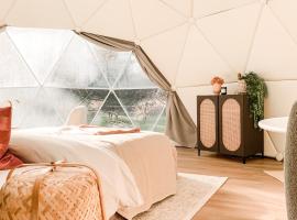 Romantische glamping dome Koksijde - Duiniek，位于科克赛德的豪华帐篷营地