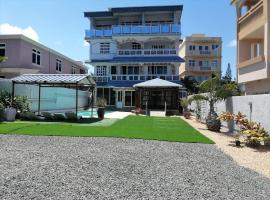Reviva Residence and Ayurveda Massage center，位于蓝海湾的酒店