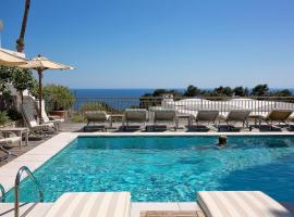 卡纳斯塔酒店，位于卡普里的酒店