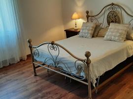 Casa Al Lago，位于博尔塞纳的酒店