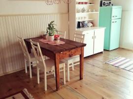 Palade Retrovisiit Meida，位于Palade的酒店