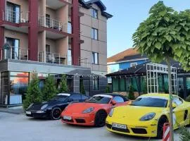 Biruza Club