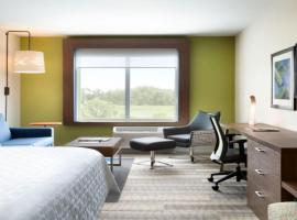 Holiday Inn Express & Suites - Canton by IHG，位于坎顿的酒店