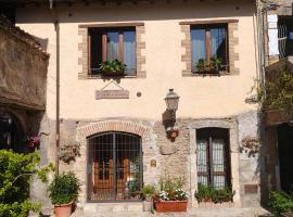 Il Cortile del Castello，位于Capena的酒店