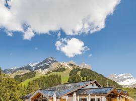 丽斯蒂斯旅舍，位于英格堡Luftseilbahn Geissmattli-Bielen 4p Cable Car附近的酒店