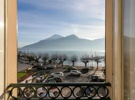 Piazzetta Lake View by Halldis