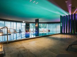 Peaks Place Apartments & SPA，位于莱克斯的酒店