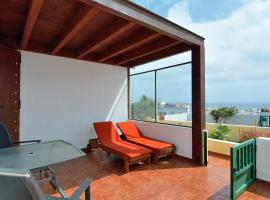 Apartment Shanti Lara sea views Punta Mujeres by PVL，位于蓬塔穆赫雷斯的酒店