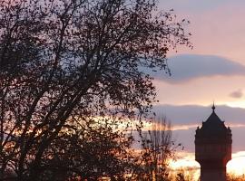 克莱恩公寓，位于托尔高的酒店