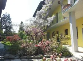 Agriturismo Tra Serra E Lago