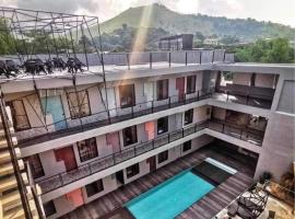 Zenvea Hotel，位于科隆Coron Town Proper的酒店