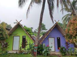 Khatulistiwa Homestay，位于丹戎勒松的酒店
