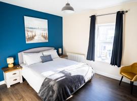 Sunrise Beach House - Great for family stays and contractors，位于克利索普斯的酒店