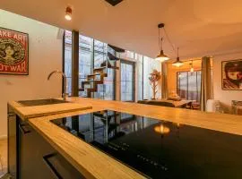 L'ATELIER DU CHAPEAU ROUGE EN PLEIN CENTRE VILLE