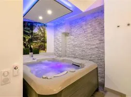 Relax Spa, avec jacuzzi à Dijon