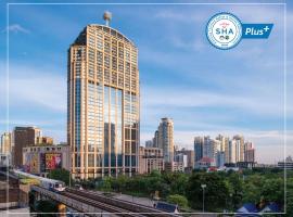 察殿恩博利豪华酒店，位于曼谷的酒店