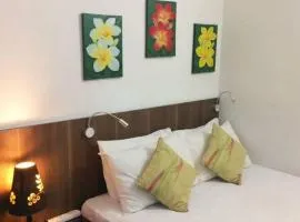 Cozy Middle Room at Suria Kipark Damansara Homestay - High Floor