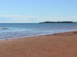 Cottages On PEI-Oceanfront，位于Bedeque的酒店