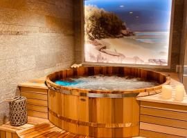 Chalet Pleine Vue & Spa，位于夏蒙尼-勃朗峰的带按摩浴缸的酒店