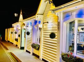 Ashbys Accommodation & Spa hire，位于朴次茅斯的酒店