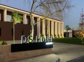 DS Hotel Lusopark，位于圣玛丽亚大德费拉的酒店