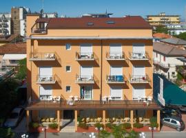 Pensione Villa Joli，位于利多迪耶索罗的酒店