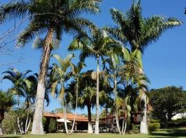 SÍTIO SANTA ROSA de Quadra，位于Quadra的酒店