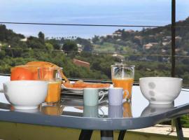 Cap CORSE URIBELLINU 2 formule petit déjeuner，位于Santa-Maria-di-Lota的酒店