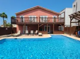Cozy 2 Bedroom with Big Pool - Campeche Triplex unit C home
