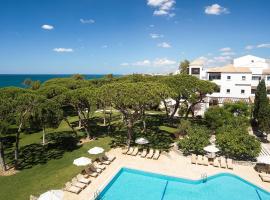 Pine Cliffs Hotel, a Luxury Collection Resort, Algarve，位于阿尔布费拉奥尔休斯·德阿瓜的酒店