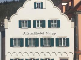 Altstadthotel Millipp，位于拜尔恩格里斯的酒店