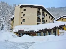 Apartment Residenza Chesa Margun 23-1 by Interhome