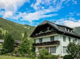 Apartment Hochjoch by Interhome