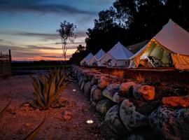 Nomada Glamping & Aguas Termales - San Miguel de Allende X NANTLI LIVING，位于圣米格尔-德阿连德的酒店