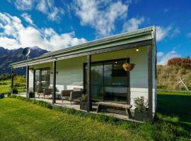 Glendhu Station Cottage - Glendhu Bay Holiday Home，位于Glendhu三锥山滑雪场附近的酒店