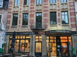 Hôtel La Charbonnade，位于迪德朗日Parc Merveilleux附近的酒店