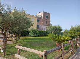 La Torre di Barbara，位于阿尔代亚的酒店
