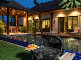 VILLA ATARATA | Private Pool | Kokyang Estate by Tropiclook | Naiharn beach，位于拉威海滩的乡间豪华旅馆