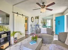 Lanai and Community Pool Access Sunny Central Condo
