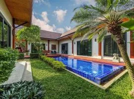 VILLA SAVU| 3 Bedroom Private Pool Villa in popular location near Naiharn Beach