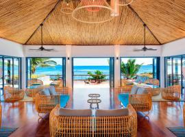 斐济托阔里奇岛喜来登水疗度假酒店，位于托阔里奇的度假村