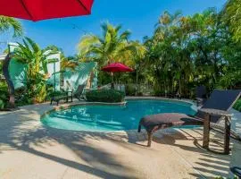 Bahama Breeze Bungalow Vacation Rental