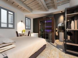 F1RST Suite Apartment & SPA，位于佛罗伦萨的Spa酒店