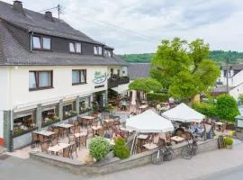 Eifel Hotel Schneider am Maar