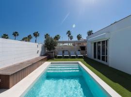 Casa Maspalomas private pool, Bbq and private parking，位于马斯帕洛马斯的木屋